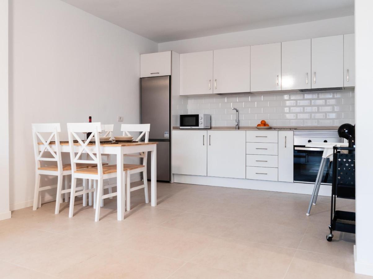 Homeforguest Atico Martina Con Terraza En Los Cristianos Los Cristianos  Eksteriør billede
