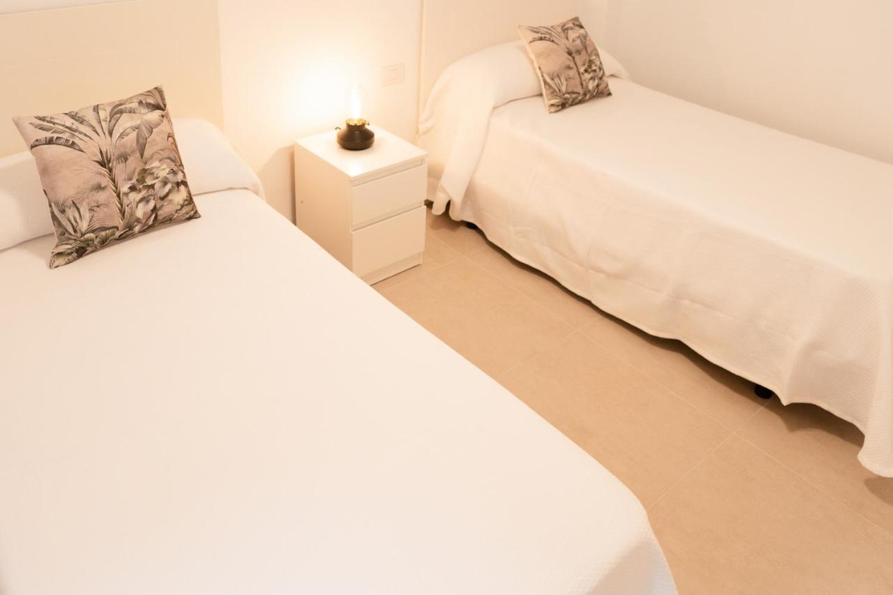 Homeforguest Atico Martina Con Terraza En Los Cristianos Los Cristianos  Eksteriør billede